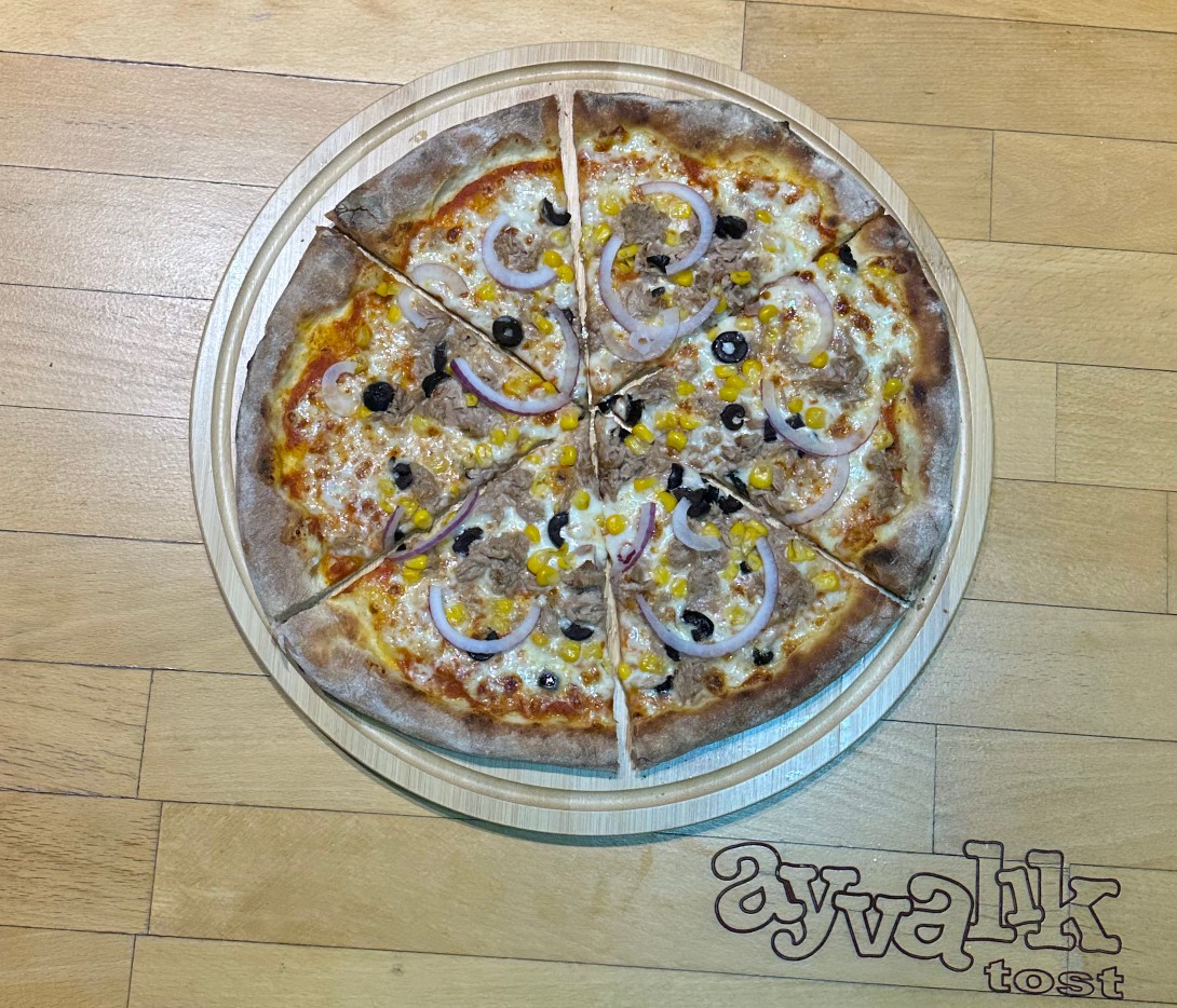 Ton Balıklı Pizza Orta