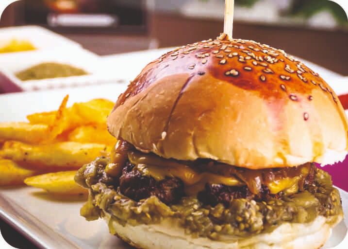 Közlenmiş Patlıcanlı Burger