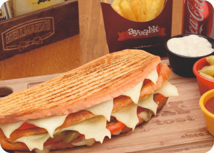 Süper Kaşarlı Tost